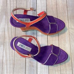 Jennifer Lopez platform sandal